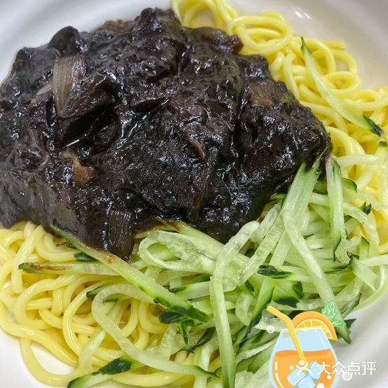 釜山美食韩国炸酱面石锅饭(净月店)