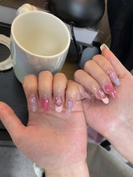 -芊屿芊浔美甲