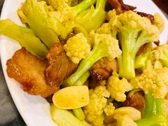 叉燒炒菜花-紫金食坊(江南西路店)
