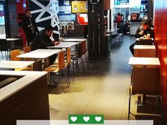 大堂-麦当劳(龙之梦购物中心店)