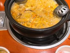 -菌之家·专业纯野生菌火锅·特色炒菌