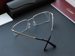 -目艮眼镜SHOWROOM(品牌集合店)