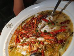 老坛酸菜酸菜鲈鱼-江渔儿酸菜鱼(东山店)