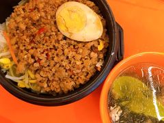 -同济大学本部学苑饮食广场