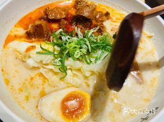 面条非常的劲道，叉烧肉也太美味了！