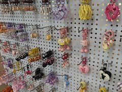 -郑在DIY·潮玩银饰绘画手作(中央大道旗舰店)