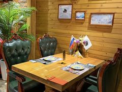 -米德维奇俄式西餐厅(西六道街店)