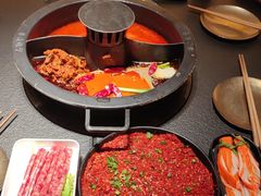 -晓宇重庆火锅(西安荟聚店)