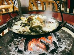 传统腊味吊锅-农家小院吊锅城(三里畈店)