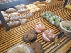 -焙丽拾光(麦凯乐直营店)