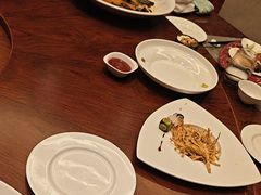 -粤尚腾香居中餐厅(首都机场希尔顿店)