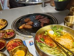 -金会长自助海鲜·烤肉(人民广场店)