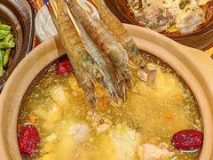 -邹开喜·炭炉鸡煲·海鲜火锅(虹口足球场店)