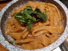 -山河屯铁锅炖·非遗东北菜(南山店)