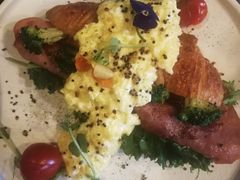 -HIGH FIVE哈福手工汉堡(桂林路店)