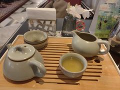 -东湖宾馆金玫瑰酒吧