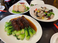 -功德林(南京西路店)