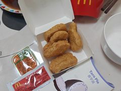 -麦当劳(展览路店)