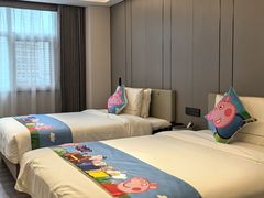 -西安大雁塔科技大学地铁站亚朵酒店