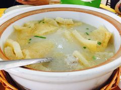 -侬佳蒸菜馆(听潮店)