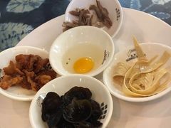 -桥香园云南过桥米线(金马碧鸡店)