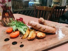 意式手工香肠配烤土豆-Mammamia意大利餐厅(阳春巷店)