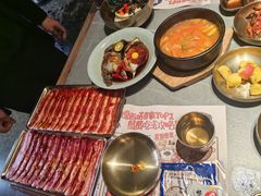 -草家酱蟹炭火烤肉店(珲春南路一店)