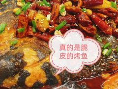 -鸣记脆皮烤鱼·海鲜烤鱼(三八广场店)