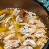 三亚美食|放三个大椰子的椰子鸡店
