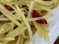 酸辣土豆丝-黑皮酸菜鱼(绣花巷店)