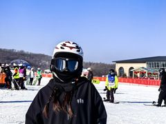 -庙香山滑雪场