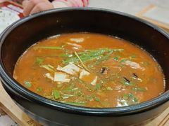 -花馬肆.云南过桥米线(汉神购物广场现场熬汤店)