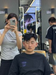 -藤野造型烫发染发