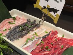-三出山火锅(万象天地店)