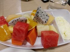 -佰搭果·广式茶餐厅(西华路店)