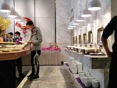 自助取餐区-茅庐川菜