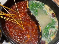 鸳鸯锅-钢管厂歆瑞源油卤串串香(春熙路太古里店)