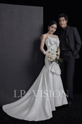 -乐派诗婚纱摄影