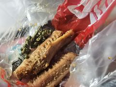 -绝味鸭脖(龙阳路生活广场店)