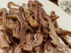 肚肉拼大盘-李连贵熏肉大饼(沈阳站店)