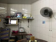 大堂-黄阿姨锅贴大王(万航渡路店)