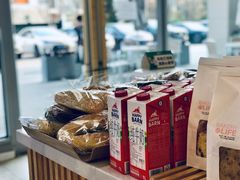 -焙丽拾光(麦凯乐直营店)