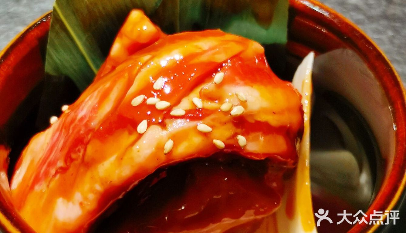 牛角是北京非常知名的烧肉品牌店，深受大众的喜爱