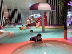 -涨巢·潮玩水疗局