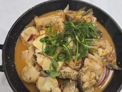 一鱼两锅-万佛湖许老大铁锅鱼(黑金冠店)