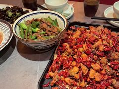 -川芙蓉·市井老川菜(长寿路店)