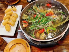 -亮欢寨酸汤鱼(沙冲路店)