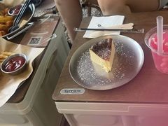 -J Create城市露营咖啡·简餐·宠物(上海动物园店)