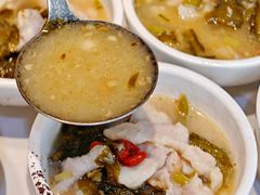 -德林酸菜鱼火锅(南丹店)