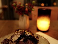 布拉塔奶酪色拉配落地球-BOR Eatery(安福路店)